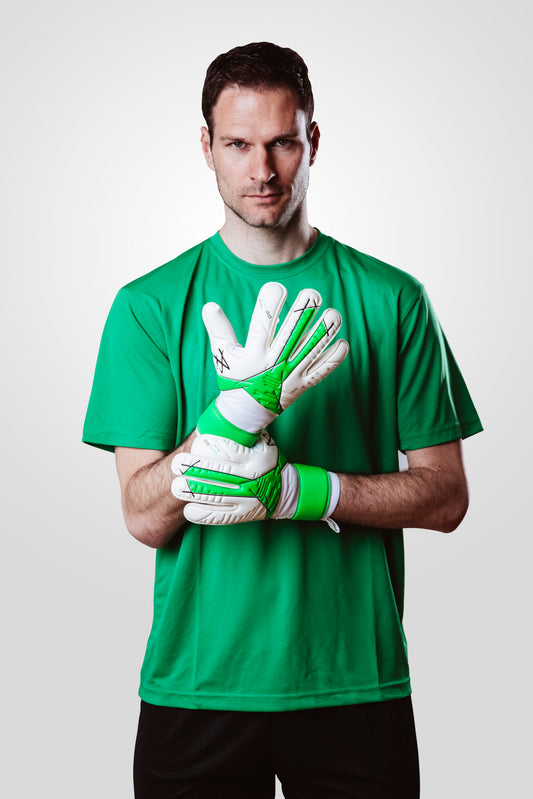 Asmir Begovic wearing Uno Pro Roll Goalkeeper Gloves